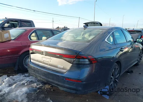 2024 Honda Accord Hybrid Touring из США, поврежденный, VIN 1HGCY2F80RA069973